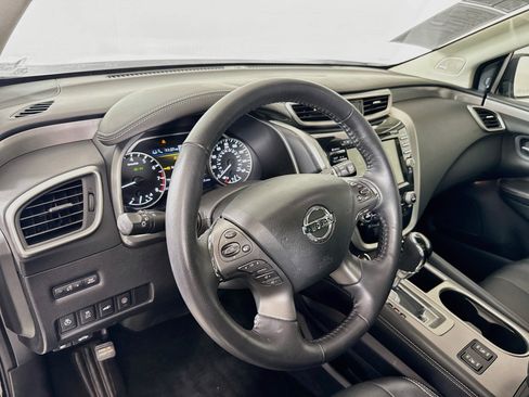 Used 2020 Nissan Murano SL w/ Moonroof Package FWD image 9