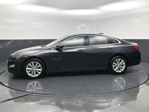 Used 2025 Chevrolet Malibu LT FWD image 3