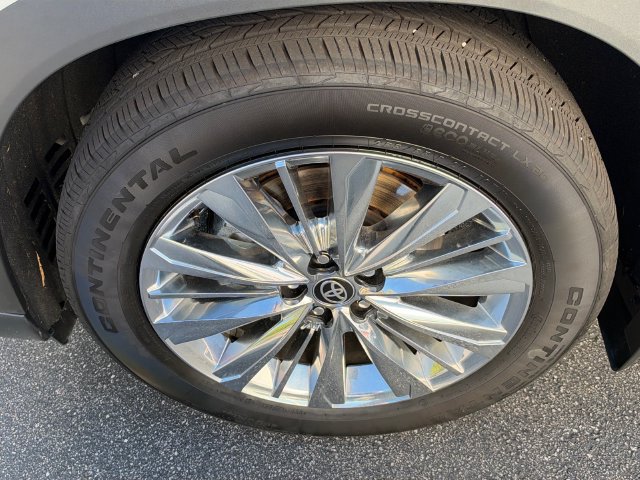 Used 2026 Toyota Grand Highlander AWD image 10