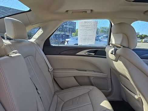 Used 2017 Lincoln MKZ Reserve AWD/4WD image 36