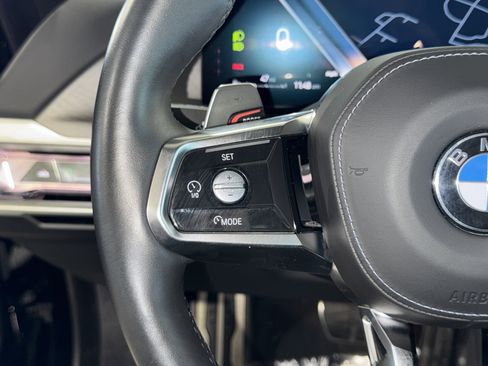 Used 2024 BMW 760i xDrive 760i xDrive w/ Executive Package image 23