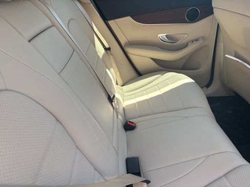 Used 2022 Mercedes-Benz GLC 300 4MATIC image 28