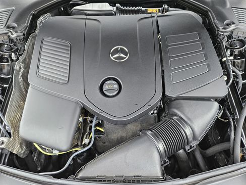 Certified 2025 Mercedes-Benz C 300 Sedan image 31