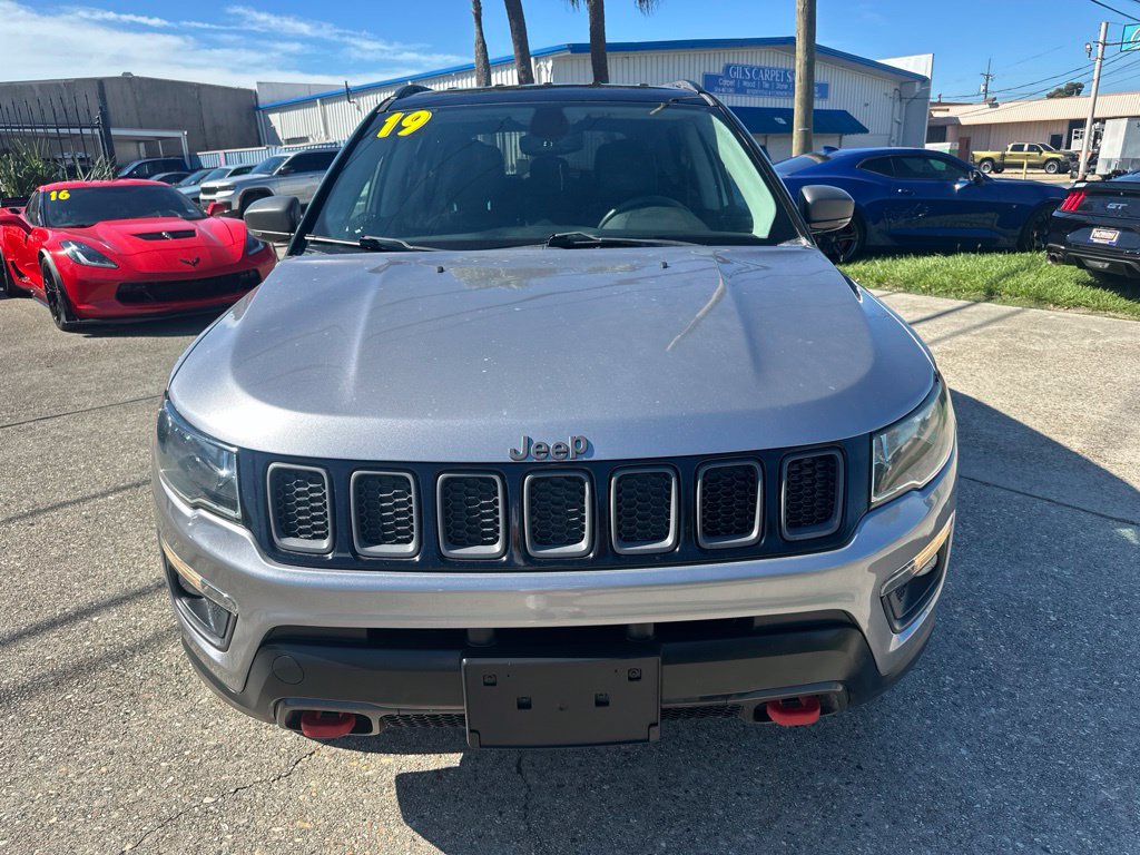 Used 2019 Jeep Compass Trailhawk AWD/4WD image 2