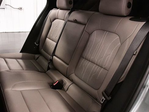 Used 2025 Buick Envista Preferred FWD image 30
