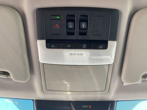 Used 2023 Mitsubishi Outlander SE image 23