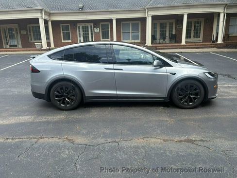 Used 2024 Tesla Model X AWD/4WD image 6
