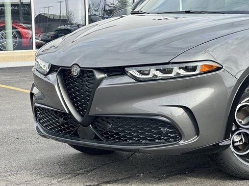 New 2025 Alfa Romeo Tonale w/ Premium Package image 25