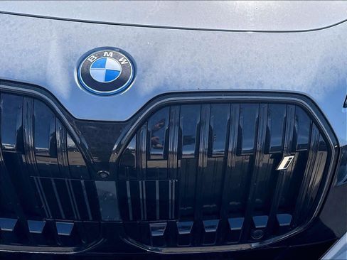 Used 2023 BMW i7 xDrive60 AWD/4WD image 31