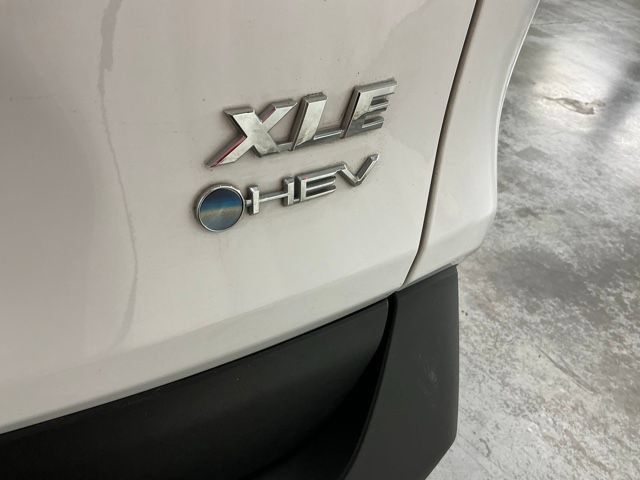 Used 2025 Toyota RAV4 XLE w/ Weather Package AWD/4WD image 7