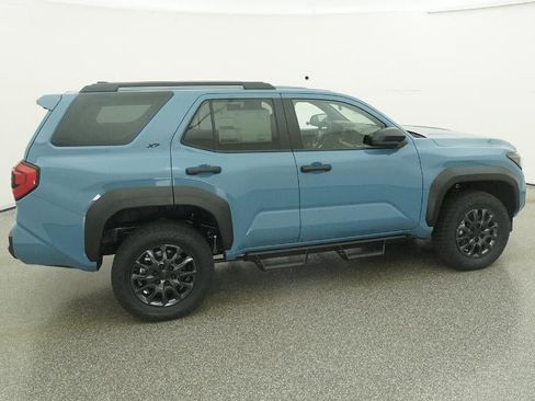 New 2026 Toyota 4Runner SR5 image 10