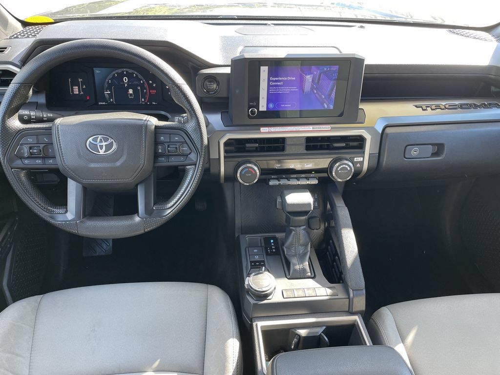 Certified 2025 Toyota Tacoma SR5 AWD/4WD image 15