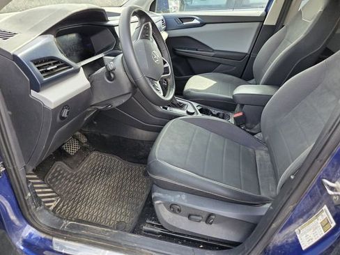 Used 2023 Volkswagen Taos SE image 6