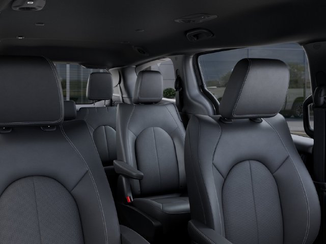 New 2027 Chrysler Pacifica Select FWD image 26
