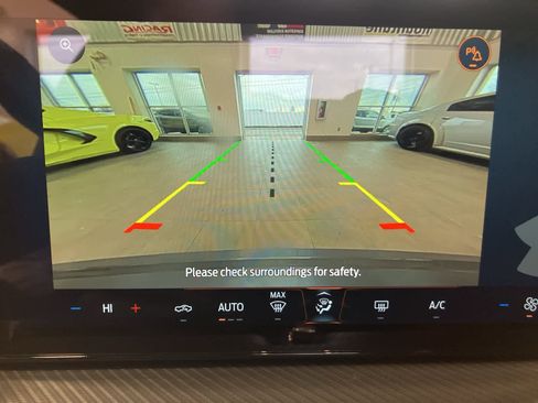 Used 2024 Ford Mustang Coupe image 22