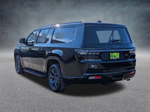 New 2026 Jeep Grand Wagoneer Summit image 38