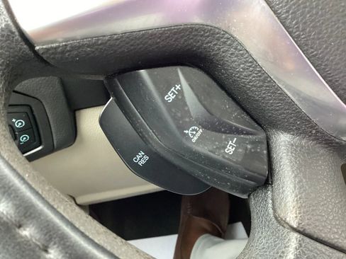 Used 2012 Ford Focus SE image 36