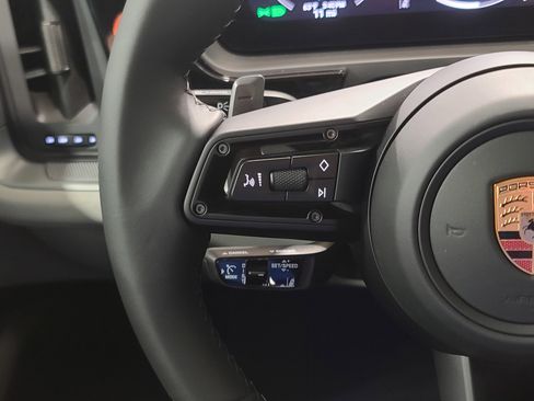 New 2026 Porsche Cayenne Coupe image 17