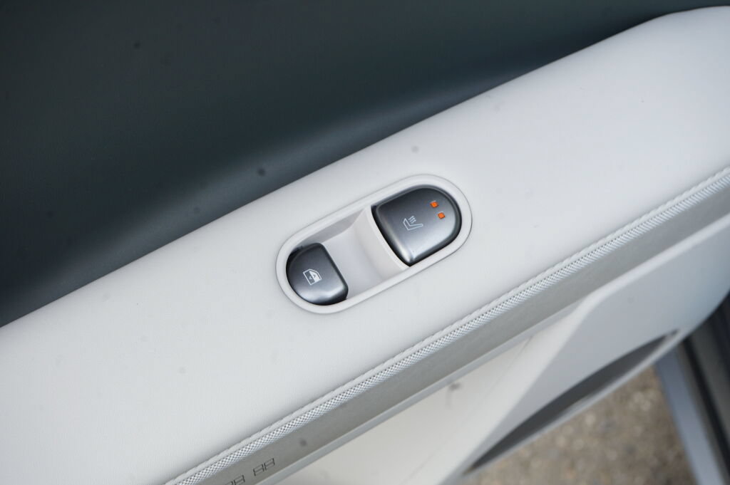 New 2027 Hyundai Ioniq 5 Limited AWD/4WD image 28