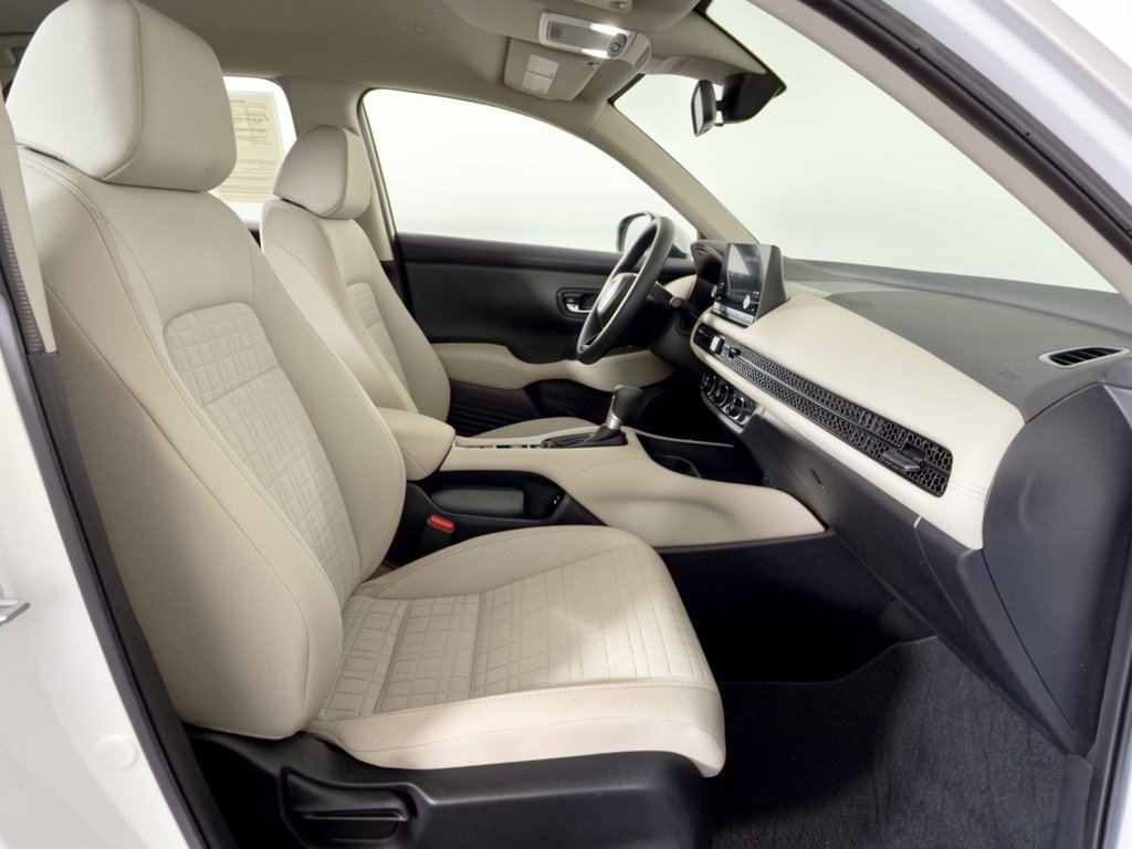 Certified 2024 Honda HR-V LX image 30