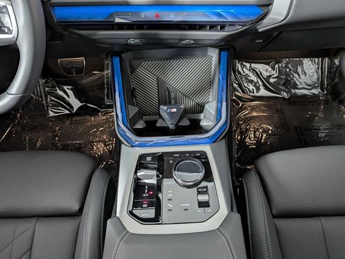 Used 2025 BMW X3 xDrive30i w/ Premium Package image 40