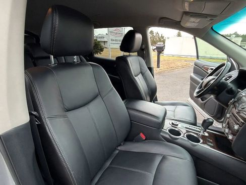 Used 2013 Nissan Pathfinder SL image 48