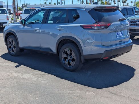 New 2026 Nissan Rogue SV image 4