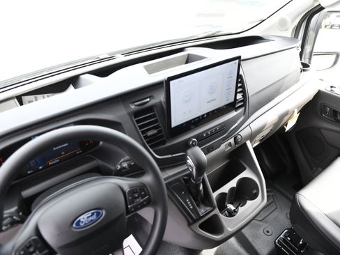 New 2026 Ford Transit 250 148 Medium Roof RWD image 13