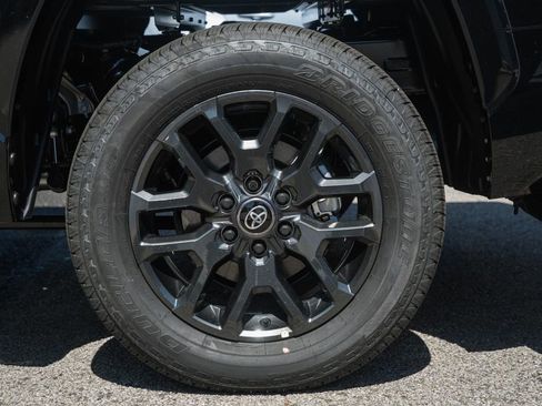 New 2026 Toyota Tundra Platinum AWD/4WD image 19