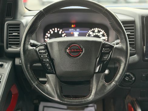 Used 2022 Nissan Frontier PRO-4X w/ Off-Road Protection Package image 9
