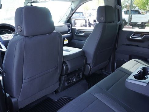 New 2026 GMC Sierra 1500 Elevation image 11