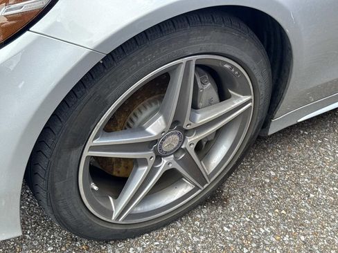 Used 2016 Mercedes-Benz C 300 Sedan image 4