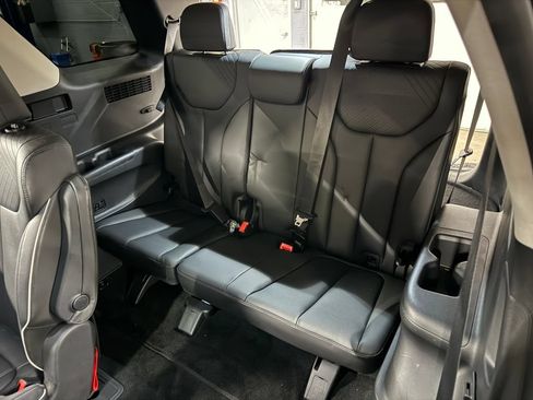 Used 2023 Hyundai Palisade SEL w/ Cargo Package AWD/4WD image 12