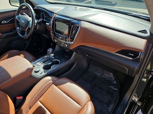 Used 2018 Chevrolet Traverse High Country image 31