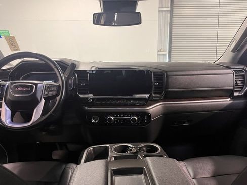 Used 2024 GMC Sierra 1500 SLT image 20