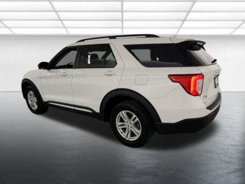 Certified 2023 Ford Explorer XLT AWD/4WD image 6