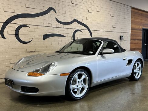 Used 2001 Porsche Boxster image 13