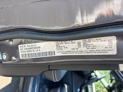 New 2026 Jeep Grand Cherokee L Limited AWD/4WD image 36
