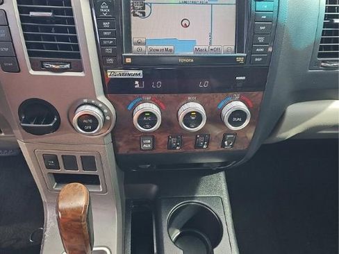 Used 2013 Toyota Tundra Platinum w/ Platinum Pkg image 7