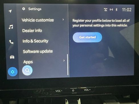 Used 2025 Toyota Corolla SE w/ SE Premium Package image 35