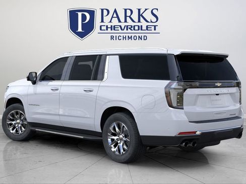 New 2026 Chevrolet Suburban Premier AWD/4WD image 3