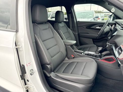 Used 2023 Chevrolet TrailBlazer RS w/ Convenience Package AWD/4WD image 25
