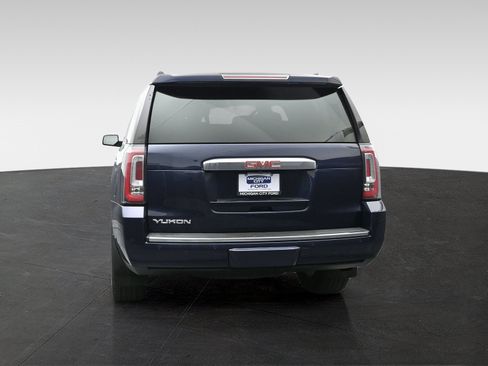 Used 2020 GMC Yukon Denali w/ Open Road Package AWD/4WD image 2