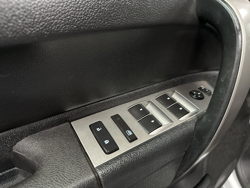 Used 2014 Chevrolet Silverado 2500 LT AWD/4WD image 20