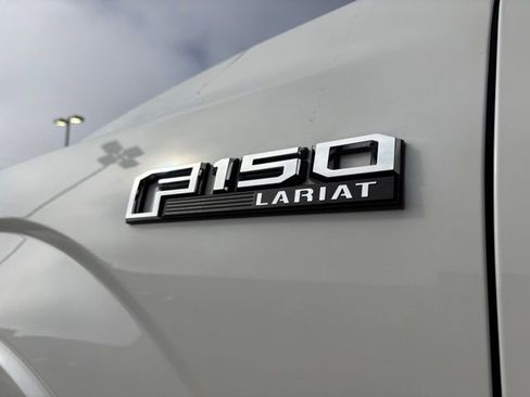 Used 2020 Ford F150 Lariat w/ Equipment Group 502A Luxury image 14