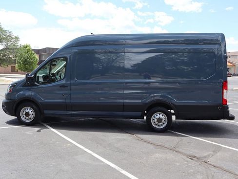 Used 2022 Ford Transit 250 148 High Roof Extended AWD w/ Parcel Delivery Package image 9