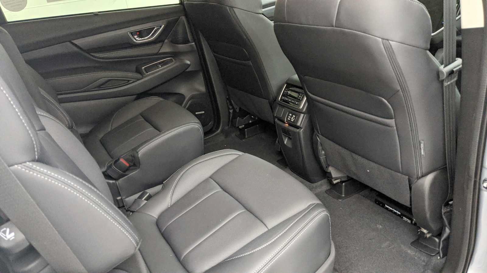 Certified 2025 Subaru Ascent Limited AWD/4WD image 24