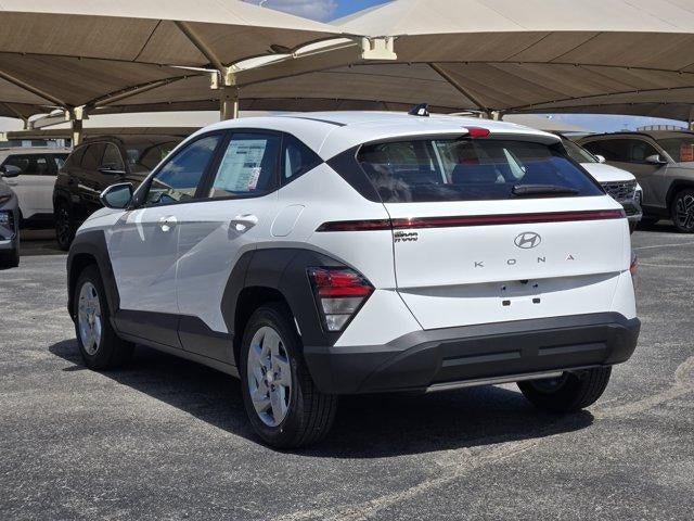 New 2027 Hyundai Kona SE FWD image 3