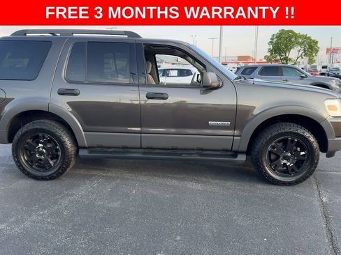Used 2006 Ford Explorer XLT AWD/4WD image 9