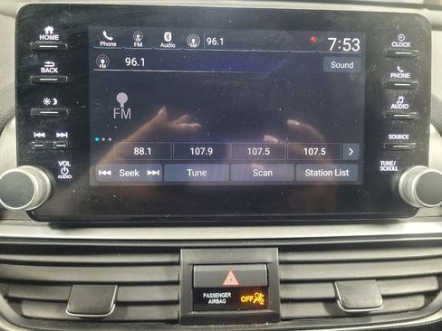 Used 2019 Honda Accord Sport image 25